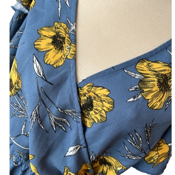 URBAN HERITAGE Dress Size Large Surplice Front V Neck Back Ruffle - Picture 5 of 16